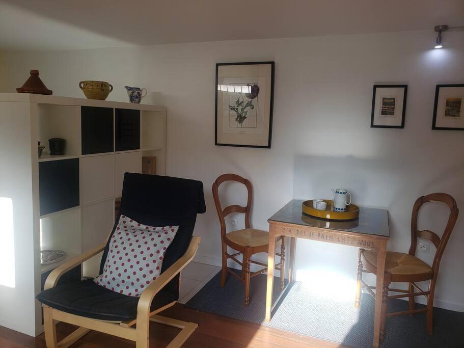 Studio Buena Vista Avec Terrasse Sur Jardin Bron Exteriér fotografie