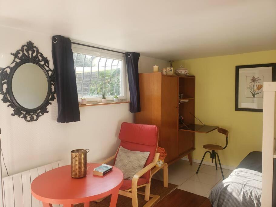 Studio Buena Vista Avec Terrasse Sur Jardin Bron Exteriér fotografie